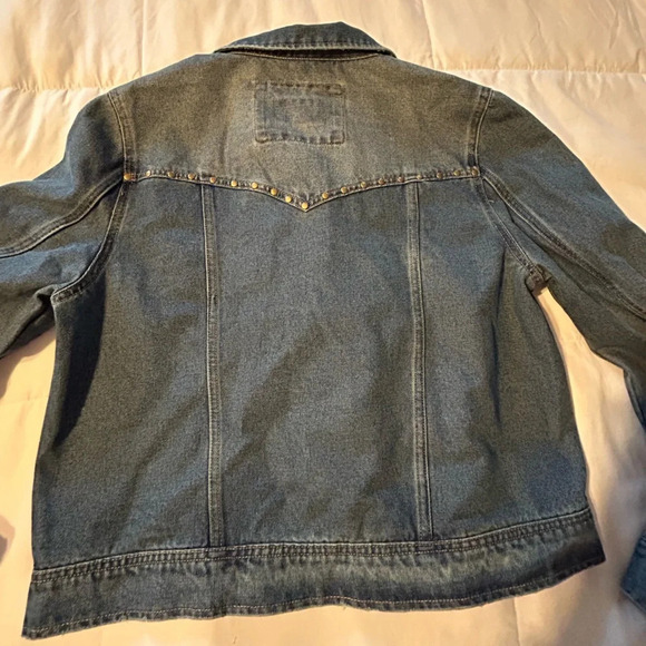 NEW! Women's Frye Denim Studded Jean Jacket Large - Picture 7 of 8